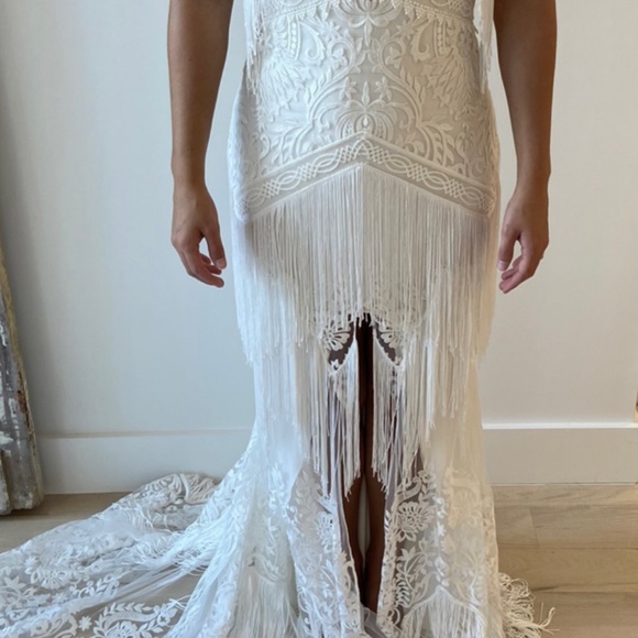 ❗️SALE❗️Rue de Seine Dallas western fringe bohemian Stevie lace wedding dress - Picture 7 of 16